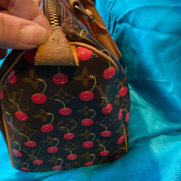 Authentic Cherry Louis Vuitton, SP1024 - Picture 2 of 8